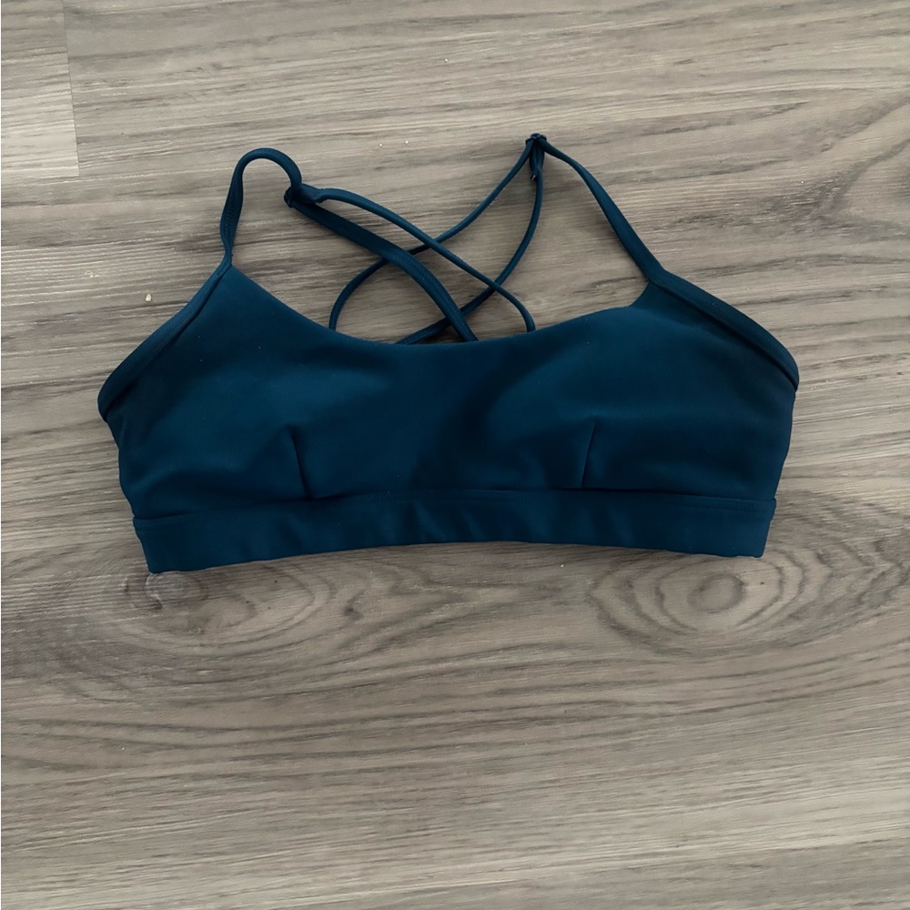 Alo Yoga Airlift Intrigue Bra
